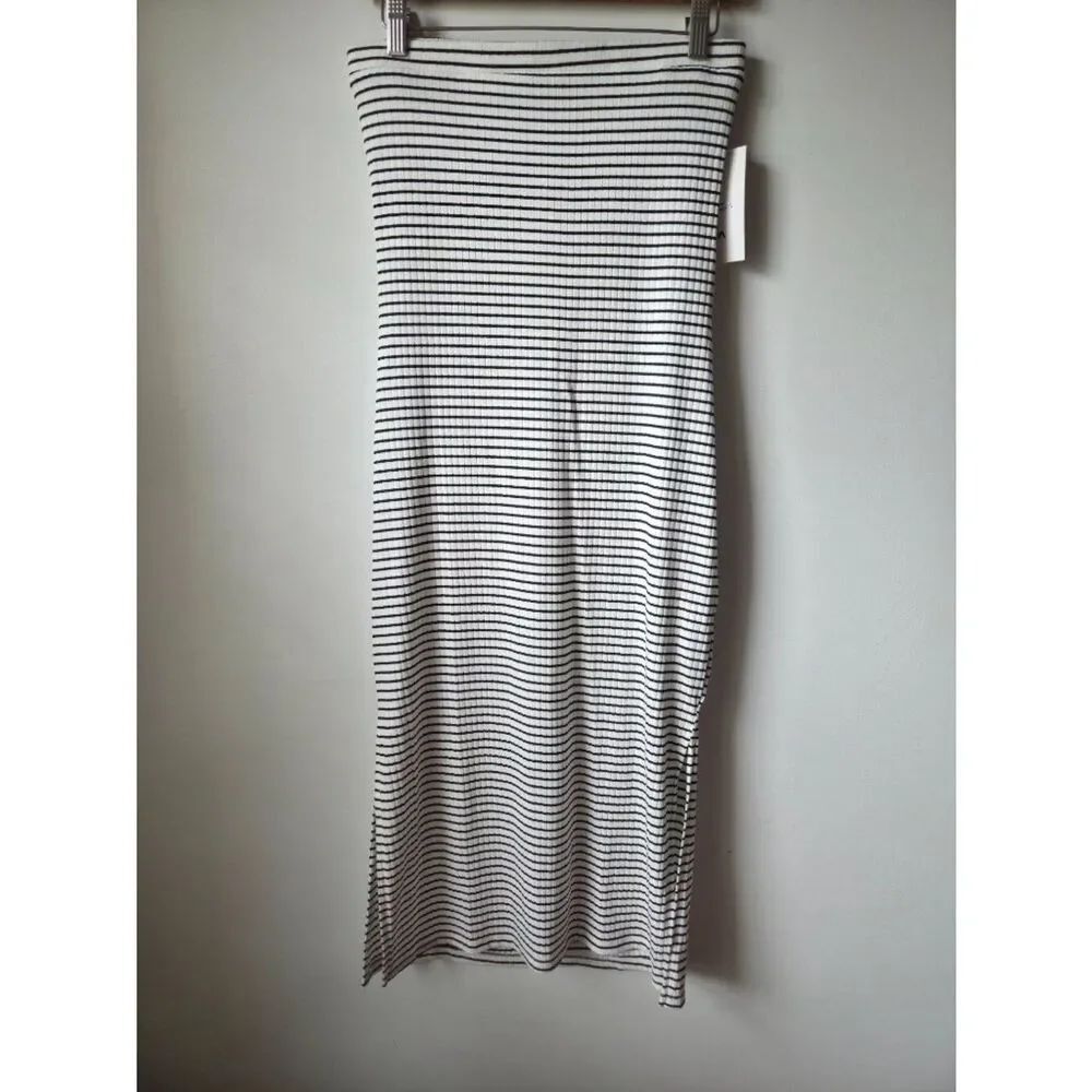 NWT RVCA STRIPED TUBE BODY CON DRESS CUT OUT BACK SIZE MEDIUM
